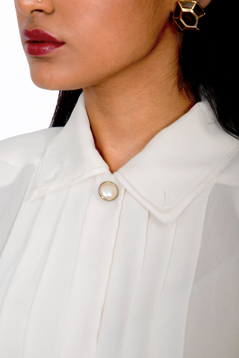 Buy Vintage White Shirt for woman on Bodements