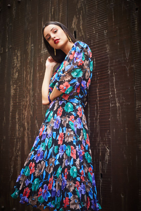 Buy '70s Luckie Boutique Floral Dress with Belt on Bodements.com