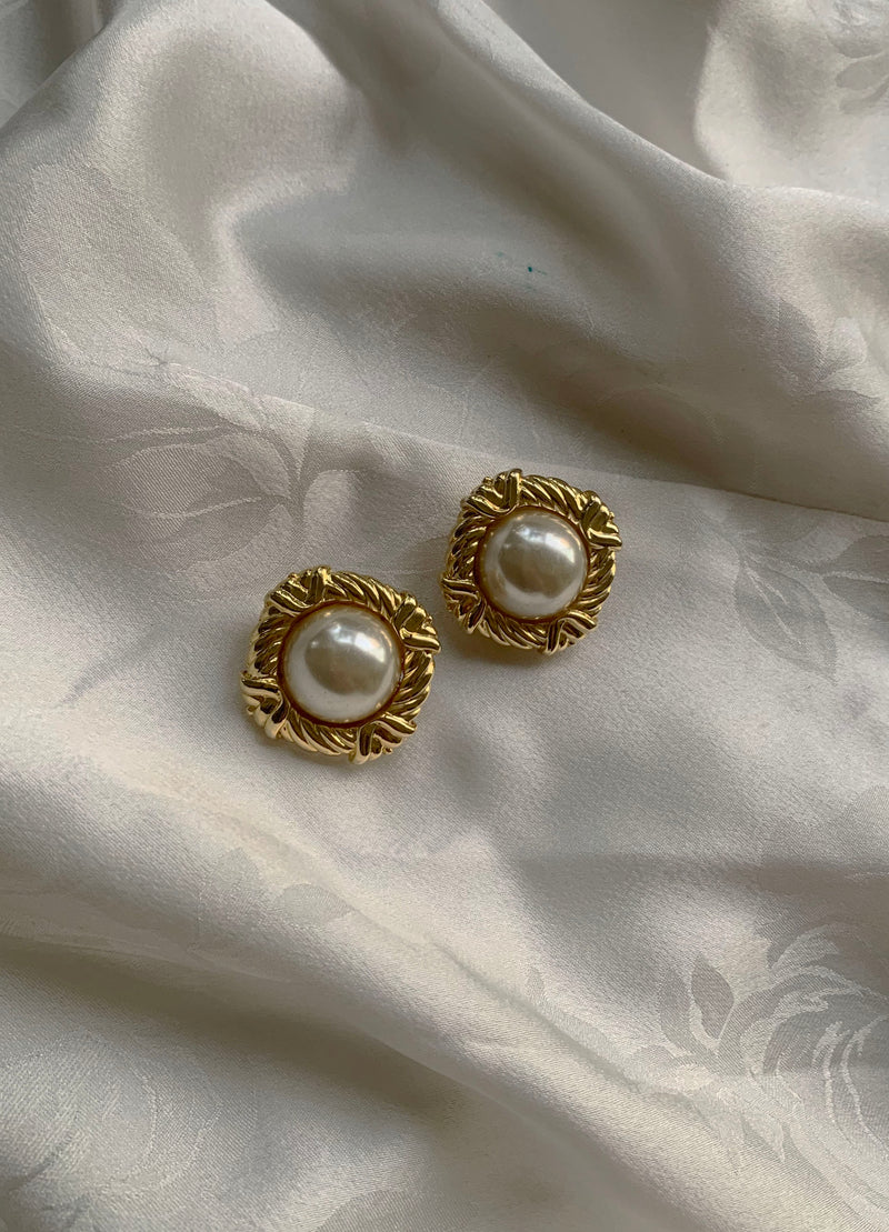 '50's Vintage Gold Pearl Earrings